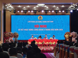 Liên đoàn lao động thành phố Vinh tổ chức hội nghị sơ kết hoạt động công đoàn 6 tháng đầu năm 2025 và  kết thúc hoạt động của 163 công đoàn cơ sở