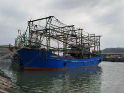 Công điện của Thủ tướng Chính phủ Về việc khắc phục triệt để các tồn tại, hạn chế trong chống khai thác hải sản bất hợp pháp, không báo cáo và không theo quy định (IUU)